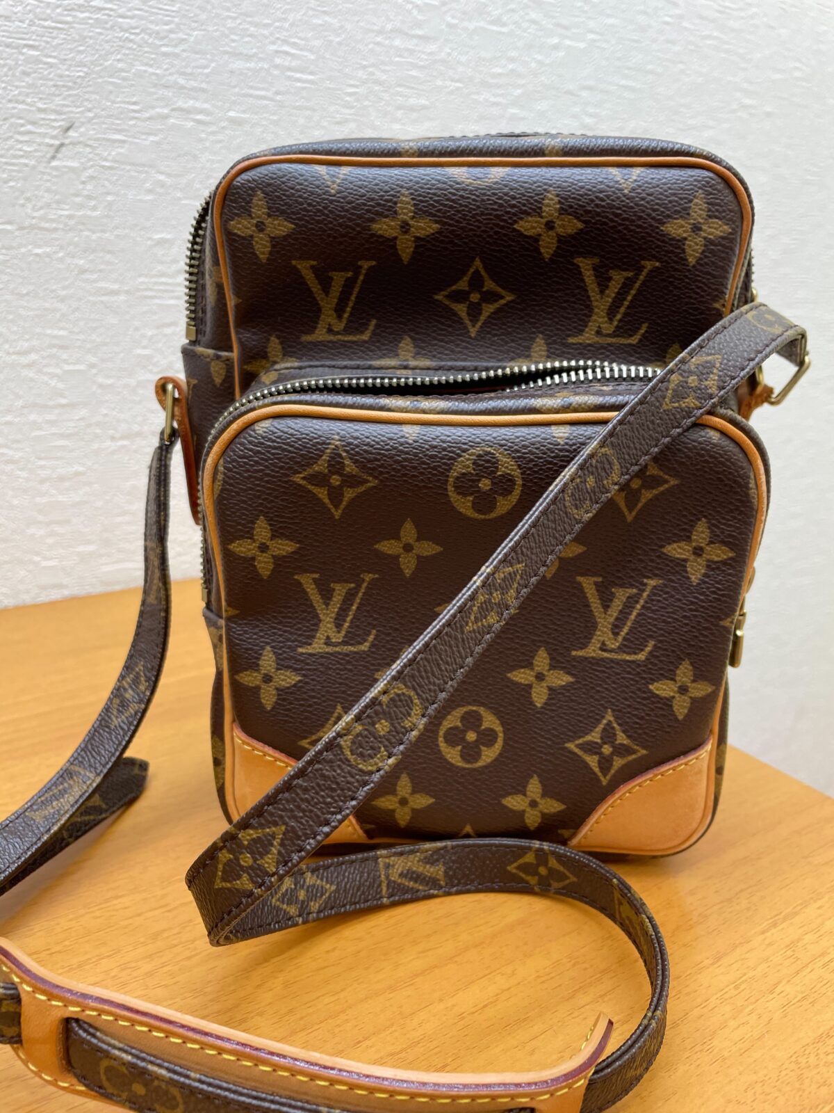 100%新品人気】 LOUIS VUITTON - ルイヴィトン ショルダーバッグの通販