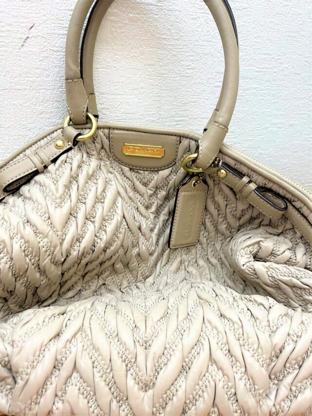 COACH　バッグ　レディース